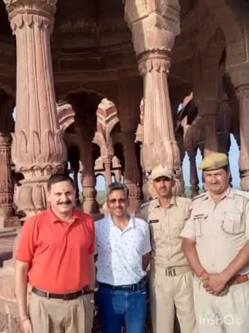 पोकरण: थल सेना के एडिशनल जनरल जेडी चौधरी की पुलिस ने की अगवानी, रामदेवरा व पोकरण के पर्यटन स्थलों का किया भ्रमण