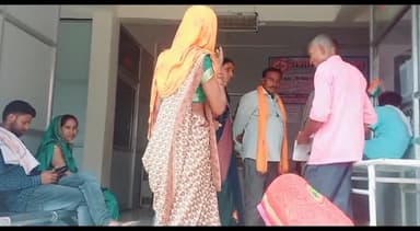 मऊरानीपुर: नई बस्ती स्थित राजाराम हॉस्पिटल में महिलाओं के लिए निशुल्क कैंप का किया गया आयोजन, स्त्री रोग विशेषज्ञ ने की जांच