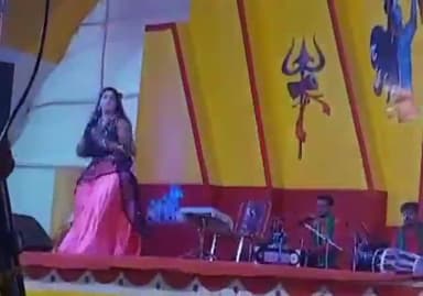 राजगीर: मलमास मेला थाने के पास सूचना एवं जनसंपर्क विभाग के द्वारा सोमवार को सांस्कृतिक कार्यक्रम का किया गया आयोजन