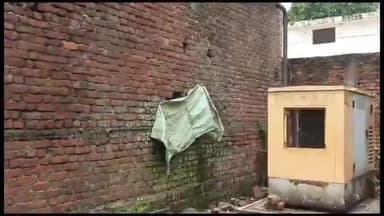 मुरादाबाद: रौंडा-झौंडा स्थित प्रथमा बैंक में चोरों ने कूमल लगाकर चोरी का किया प्रयास, ग्रामीणों के शोर मचाने पर चोर हुए फरार