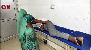 इटावा: मनीनगर सराय ताल के बीच साइकिल व बाईक की हुई टक्कर,हादसे में बुजुर्ग समेत 3 लोग घायल, जिला अस्पताल में इलाज जारी