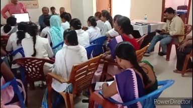 कलुआही: कलुआही प्रखंड सामुदायिक स्वास्थ्य केंद्र के प्रभारी के अध्यक्षता में सभी एएनएम की हुई बैठक दीया आवश्यक निर्देश