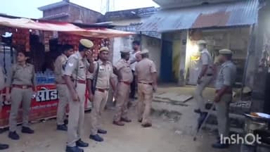 सुल्तानपुर: पुलिस अधीक्षक के निर्देशन में पारा चौराहे पर सरकारी शराब की दुकान का थाना अध्यक्ष ने पुलिस टीम के साथ किया औचक निरीक्षण