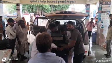 रानीवाड़ा: हीरपूरा सड़क मार्ग पर कार व बाइक में हुई भिड़ंत, हादसे में बाइक सवार दो युवक हुए घायल