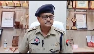 #Raebareli 02 अगस्त 2023 को जिला कारागार में निरुद्ध बंदी ने फांसी लगाकर आत्महत्या की।मामले में जेल अधीक्षक ने बताया..