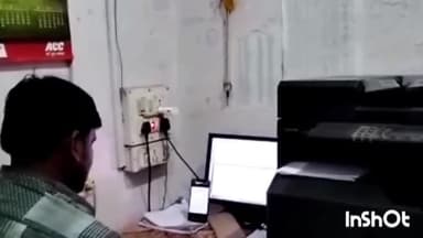 नईसराय: खजुरिया गांव में किराने की दुकान में अवैध शराब से भरे क्वार्टर बेच रहे व्यक्ति को पुलिस ने पकड़ा