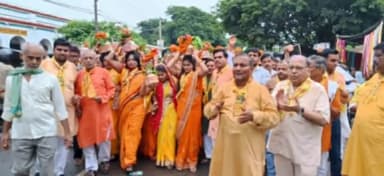 बिसौली: बिसौली कस्बे की अग्रवाल धर्मशाला में 11 अगस्त तक आयोजित होने वाली श्री मद्भागवत कथा ज्ञान यज्ञ का हुआ शुभारंभ