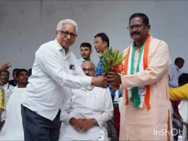 बतौली: कांग्रेस कार्यालय बतौली में खाद्य मंत्री अमरजीत भगत की मौजूदगी में 'भूपेश है तो भरोसा है' कैंपेन लॉन्च किया गया