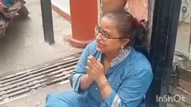 आगरा: शाहगंज के गोविंद नगर स्थित सिम्बोज़िया स्कूल की टीचर पर छात्रा से मारपीट का आरोप,छात्रा को आई फ्लू होने पर दी सजा