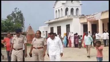 जगाधरी: जगाधरी के गांव महमूदपुर में महिला सरपंच के साथ गांव के ही कुछ लोगों द्वारा मारपीट गाली गलौज करने के आरोप पुलिस को दी शिक