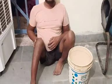 तिलौथू: थाना क्षेत्र के टिकरपर से शराब के साथ एक व्यक्ति को पुलिस ने किया गिरफ्तार