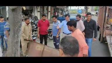जगाधरी: नगर निगम की टीम द्वारा खुले में गंदगी फैलाने और कूड़ा गिरने पर सीसीटीवी के आधार पर होटल संचालक और जूस कॉर्नर का किया चाल