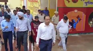 राजगीर: डीएम शशांक शुभंकर संबंधित पदाधिकारियों के साथ पहुंचे राजगीर, कुंड क्षेत्र का किया निरीक्षण