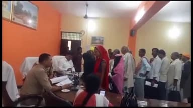 इकौना: उप-जिलाधिकारी की अध्यक्षता में इकौना तहसील में सम्पूर्ण समाधान दिवस का हुआ आयोजन