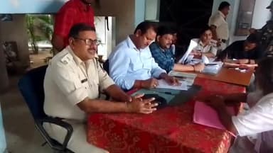 पालीगंज: पालीगंज प्रखंड क्षेत्र में अंचलाधिकारी के निर्देश पर सभी थानों में लगाया गया जनता दरबार, 12 मामलों का हुआ निपटारा