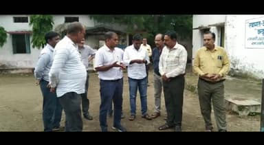 सरदारपुर: एसडीएम के निरीक्षण के दौरान लाबरिया में अनुपस्थित मिले बीएलओ को कलेक्टर ने किया निलंबित