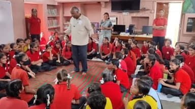 फलौदी: दूसरा दशक कार्यालय में प्रजनन स्वास्थ्य कार्यशाला का हुआ समापन, एसएमबी बालिका विद्यालय की 76 बालिकाओं ने लिया भाग