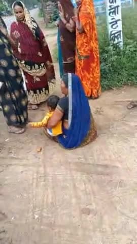 मड़िहान: गुरौटी निवासी दो बच्चों की मां ने पिया कीटनाशक हालत गंभीर,प्राइवेट नर्सिंग होम से हुई रेफर