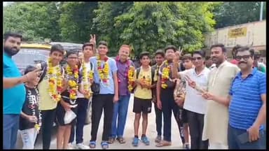 चित्तौड़गढ़: केंद्रीय विद्यालय के दो बच्चों का अंडर-17 राष्ट्रीय वॉलीबॉल टीम में हुआ चयन, चित्तौड़गढ़ के लोगों ने किया स्वागत