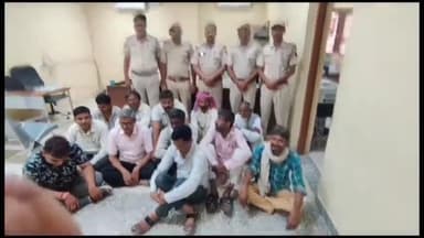 सरदारशहर: पुलिस ने भादासर सहित विभिन्न स्थानों से 12 आरोपियों को विशेष अभियान के तहत किया गिरफ्तार