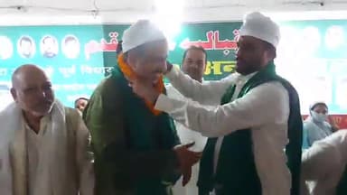 फुलवारी: राजद के अल्पसंख्यक प्रकोष्ठ के अध्यक्ष बनाए जाने पर डॉ अनवर आलम का फुलवारीशरीफ में पूर्व मंत्री श्याम रजक ने कि स्वागत