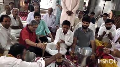 पोकरण: पोकरण के वेदपाठी ब्राह्मणों ने सूरत में कामरेज स्थित दादा भगवान वाणी में भगवान शिव का वेद मंत्रों से किया 'रुद्राभिषेक'