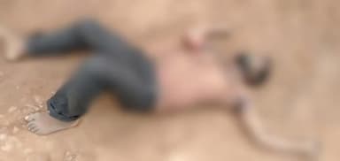 अभनपुर: अभनपुर के सातपारा के पास संदिग्ध अवस्था में मिला ट्रक ड्राईवर का शव अभनपुर पुलिस जॉच में जुटी।