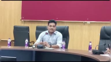 सागर नगर: प्रधानमंत्री के सागर दौरे का कार्यक्रम हुआ फाइनल, कलेक्टर ने कलेक्ट्रेट सभाकक्ष में प्रेस कॉन्फ्रेंस कर दी जानकारी