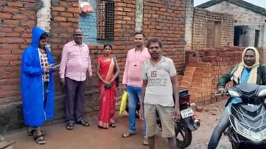 कटकमदाग: अडरा पंचायत के सलगा बिरहोर टंडा में  जन्म प्रमाण पत्र बनाने को लेकर विशेष ग्राम सभा का हुआ आयोजन