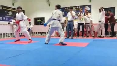 इसराना: इसराना के 21 खिलाडिय़ों ने कुरुक्षेत्र मे आयोजित राज्य स्तरीय कराटे प्रतियोगिता मे जीते पदक, जोरदार हुआ स्वागत