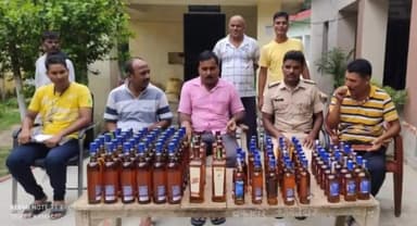 बिहपुर: NH-31 इंदिरा मंच के पास एक ऑटो से पुलिस ने 50 लीटर अवैध विदेशी शराब की जब्त, चालक हुआ फरार