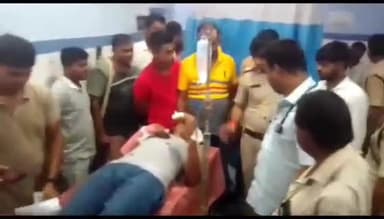 बक्सर: मौडीहा गांव में पुलिस पर हमला करने के मामले में आरोपी पुलिस की गिरफ्त से बाहर