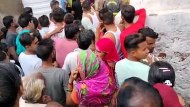 आगरा थाना शाहगंज के अंतर्गत शिव नगर मन्दिर में बड़ा हदसा क्षेत्र में खौफ का माहौल #agra #shagang #rhadewaligali @public