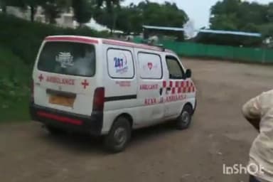 धरमपुरी: नगर के कहार मोहल्ले में घर के सामने कपड़े सुखाने गई 22 वर्षीय महिला हुई सर्पदंश का शिकार, महिला की हालत गंभीर