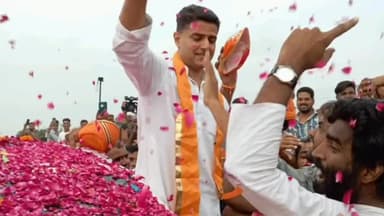 चित्तौड़गढ़: नरपत की खेड़ी के यहाँ पूर्व जिलाध्यक्ष गाडरी ने किया पूर्व उपमुख्यमंत्री पायलट का स्वागत।