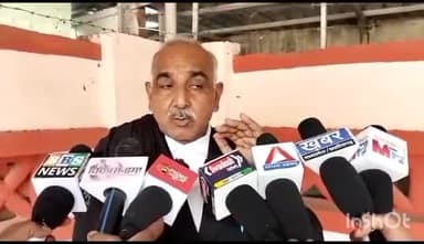 ग्वालियर गिर्द: ज़िले के सीनियर एडवोकेट ने महाराष्ट्र राज्य का नाम बदलने की मांग को लेकर राष्ट्रपति से लेकर प्रधानमंत्री को भेजा ज्ञापन