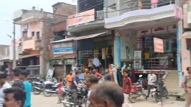 पट्टी: कस्बे के वार्ड नंबर 7 में पारिवारिक कलह से तंग विवाहिता ने फांसी लगाकर दी जान जांच में जुटी पुलिस