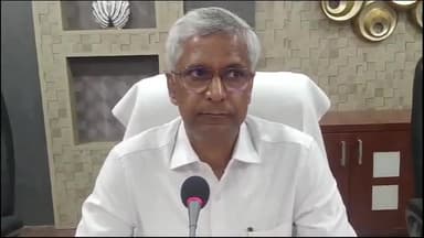 मुरादाबाद: डीएम की अध्यक्षता में कलेक्ट्रेट सभागार में पशुपालन सिंचाई, कृषि, गन्ना भुगतान और सहकारिता की समीक्षा बैठक हुई संपन्न