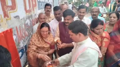 गाडरवारा: राधावल्लभ वार्ड गाडरवारा में बनने जा रही सड़क का भूमिपूजन करने पहुंची विधायक सुनीता पटेल