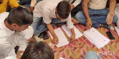 खाजूवाला: खाजूवाला के दर्जनों युवाओं ने लिखा मुख्यमंत्री को खून से पत्र,बोले खाजूवाला को भी जिला बनाओ।