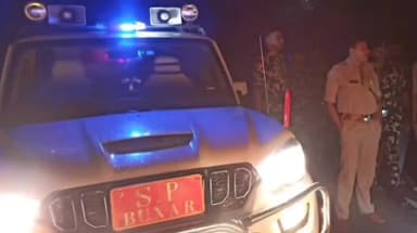 बक्सर: कृतपुरा में बालू कारोबारियों के बीच चली गोलियां, जांच को पहुंचे SP