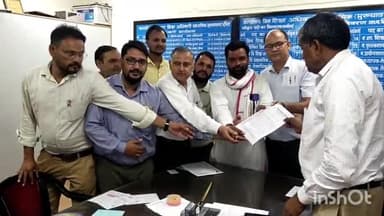 दौसा: बिना मान्यता प्राप्त स्कूल कोचिंग को बंद कराने की मांग को लेकर निजी शिक्षण संस्थाओं ने DEO माध्यमिक ऑफिस में दिया ज्ञापन