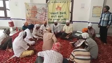 ਮਮਦੋਟ: ਪਿੰਡ ਹਜਾਰਾ ਸਿੰਘ ਵਾਲਾ ਵਿਖੇ ਖੇਤੀਬਾੜੀ ਵਿਭਾਗ ਮਮਦੋਟ ਵੱਲੋਂ ਲਗਾਇਆ ਗਿਆ ਸਿਖਲਾਈ ਕੈਂਪ।