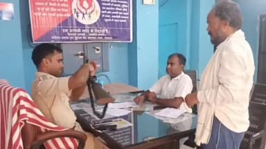 करगहर: शस्त्र भौतिक सत्यापन नहीं कराने पर लाइसेंस होगा रद्द, लाइसेंस धारी के मृत्यु उपरांत करगहर पुलिस ने शस्त्र को किया जब्त