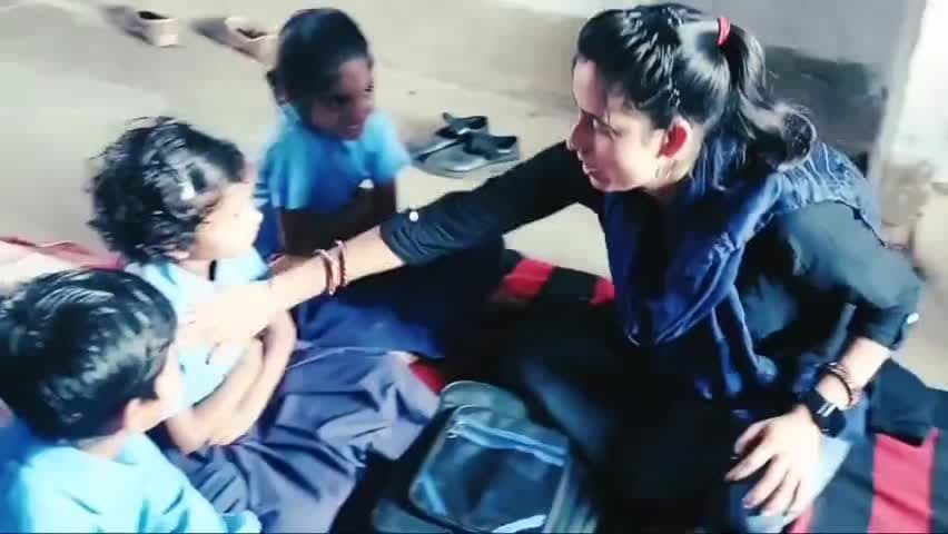बच्चों को यह बताने का प्रयास हर माता-पिता एवं अभिभावक को जरूर करना चाहिए। 
🙏🙏🙏🙏🙏 #goodtouchbadtouch
प्राउड टीचर