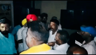 #आमआदमीपार्टी की नीतियों से प्रभावित होकर #हल्कारादौर में हर रोज सैकड़ों लोग कर रहे हैं पार्टी ज्वाइन -एडवोकेट कर्मवीर सिंह बुटर