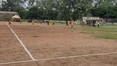 हजारीबाग और पदमा गर्ल्स हॉकी मैच लाइव from सेंट कोलंबस ग्राउंड