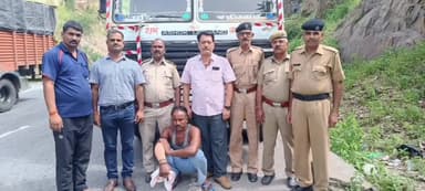 गिर्वा: आबकारी विभाग के निरोधक दल ने नेशनल हाइवे 48 पर ट्रक से 344 किलो अवैध डोडा चूरा किया जब्त, एक गिरफ्तार