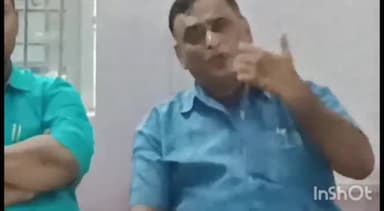 संपतचक: संपतचक नगर परिषद की बैठक में कार्यपालक पदाधिकारी द्वारा मीडिया को आने से रोका गया