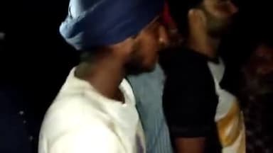 मोरनी: गांव खोल मौला के पास बिजली को ठीक करने में जुटे बिजली विभाग के कर्मचारी, जल्द शुरू होगी बिजली सप्लाई